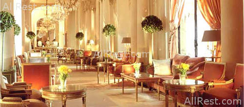 Hotel Plaza Athenee 36